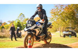 BMW-Riders-Academy-1.jpg