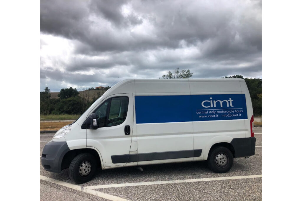 Row_027_Cimt-Custom-Italian-Motorcycle-Tours-3.jpg