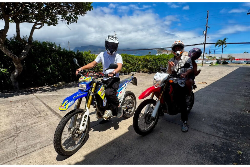 Row_052_Maui-Moto-Ride-1.jpg