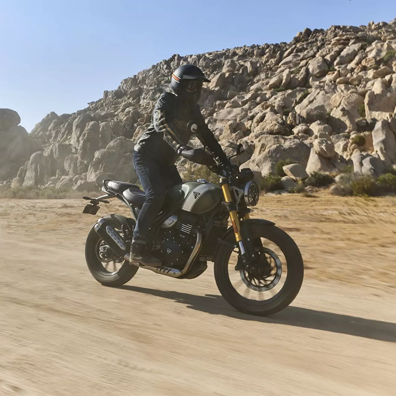 Triumph 400 Scrambler